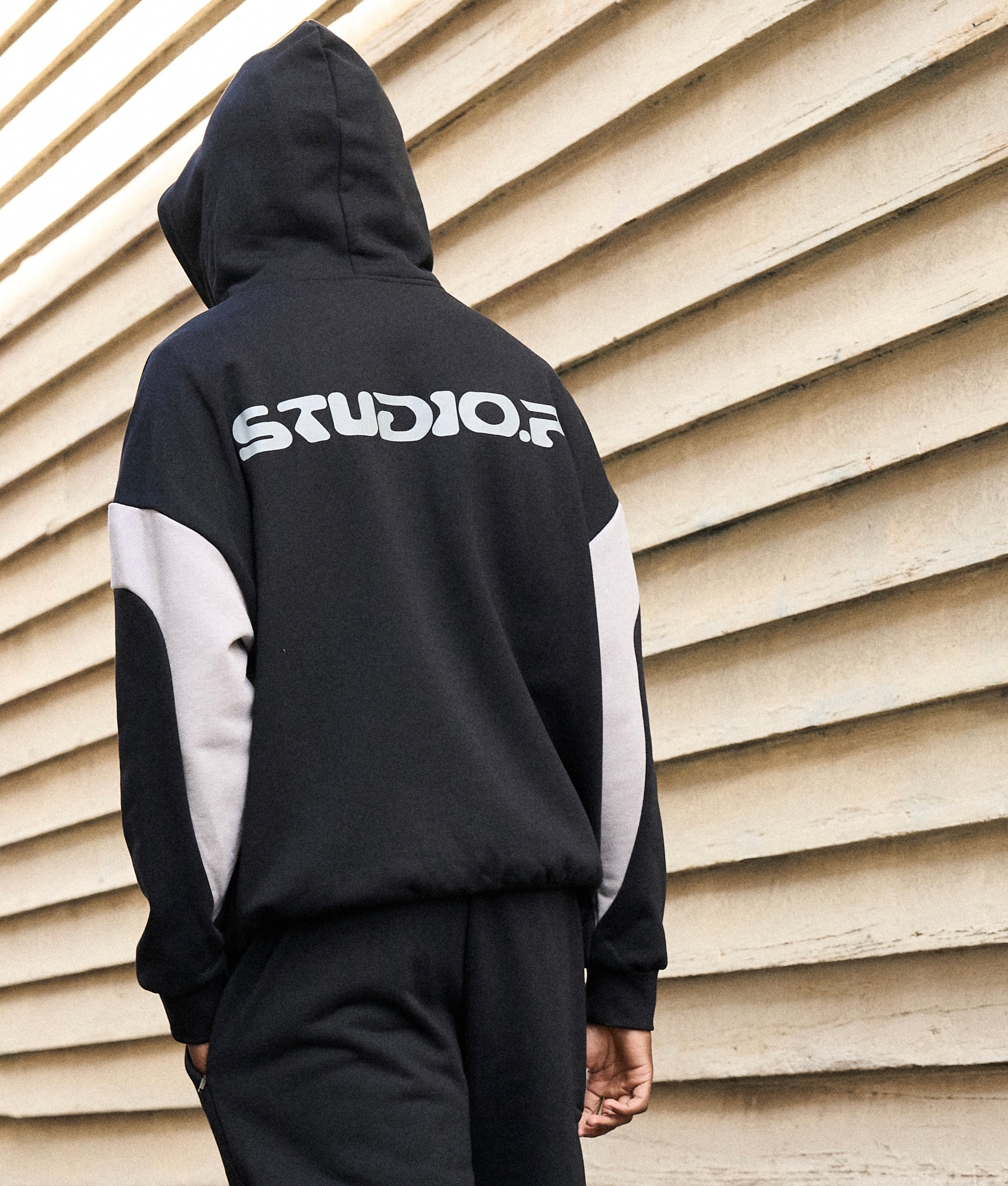 TRACK JACKET